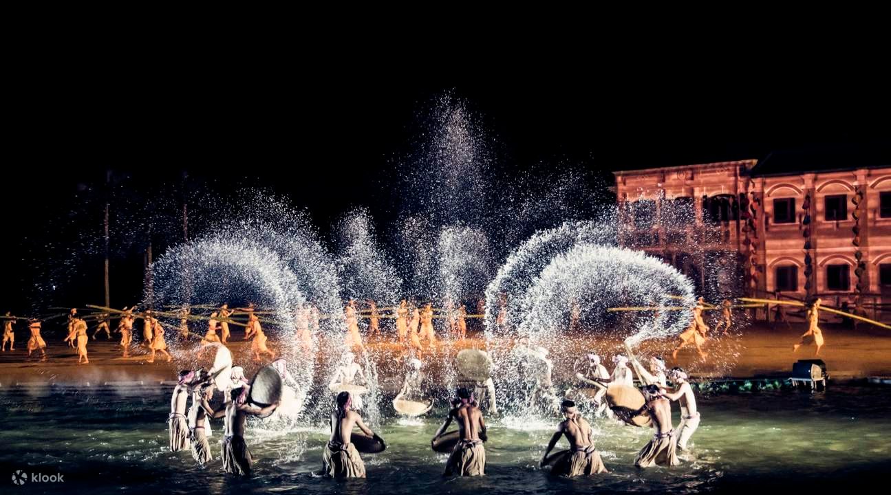 Read more about the article Show Ký ức Hội An & Công viên Ấn tượng Hội An: Bùng nổ cảm xúc giữa lòng phố Hội