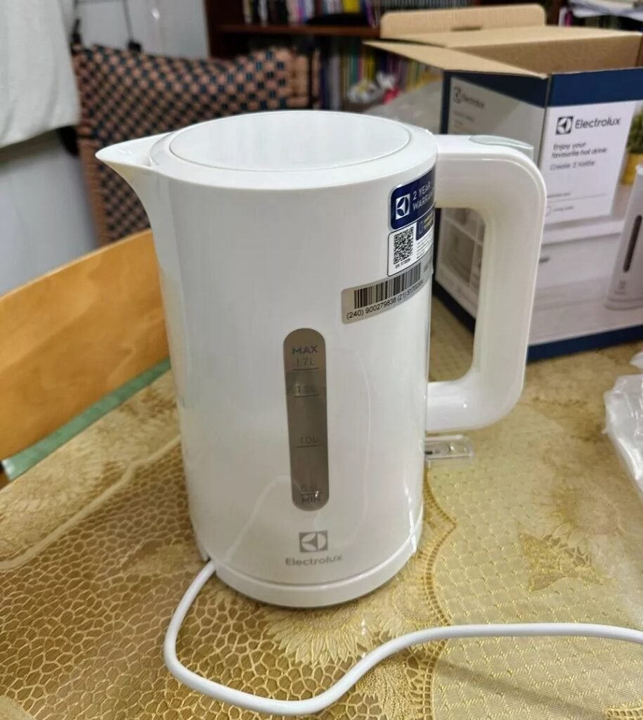 42. binh dun nuoc electrolux vn 11134103 7ras8 mbfcx4dbo8xw1d